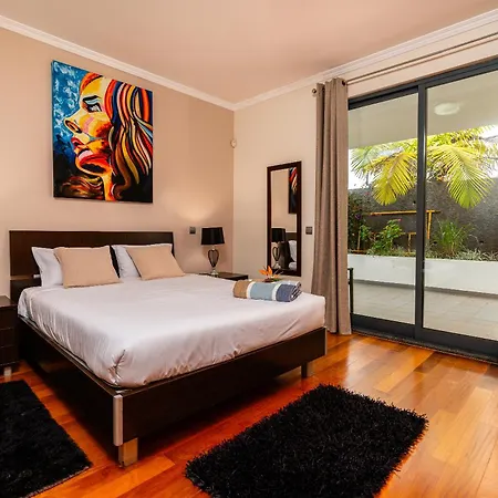 Willa Nunes, Big House With Private Pool Calheta (Madeira)