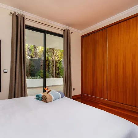 Nunes, Big House With Private Pool * Calheta (Madeira)