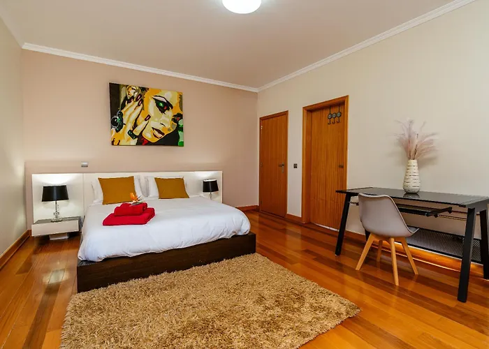 Nunes, Big House With Private Pool * Calheta (Madeira)