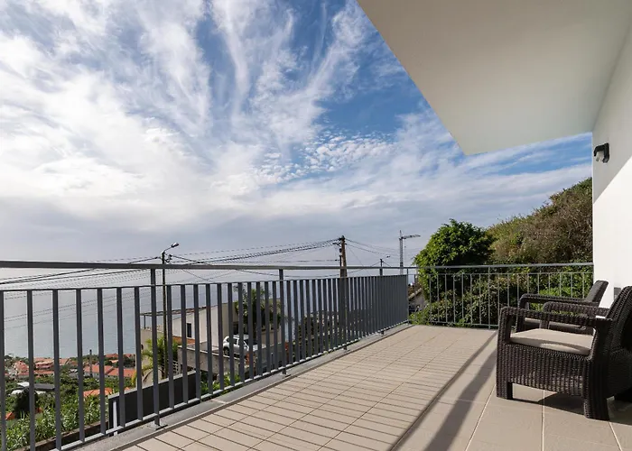 Nunes, Big House With Private Pool Villa