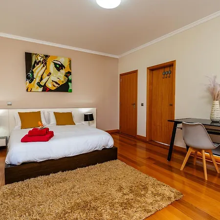 Nunes, Big House With Private Pool * كالهيتا