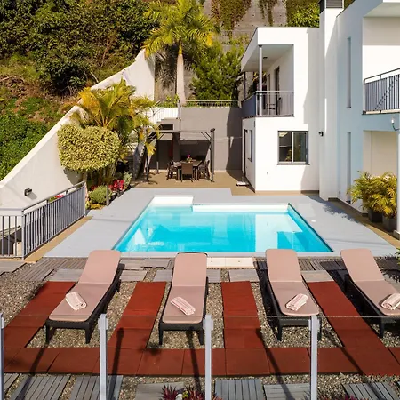 فيلة Nunes, Big House With Private Pool *