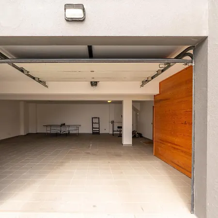 Nunes, Big House With Private Pool Calheta (Madeira)