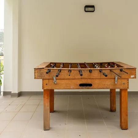 Nunes, Big House With Private Pool كالهيتا