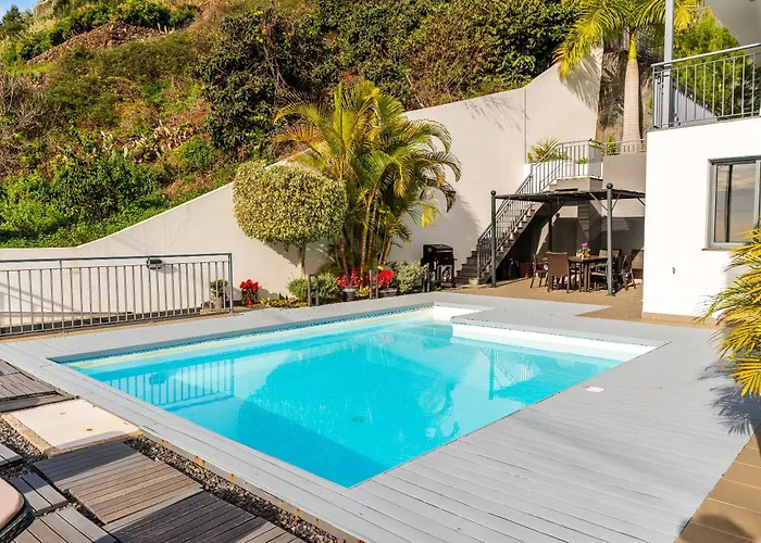 Nunes, Big House With Private Pool Villa Calheta (Madeira)