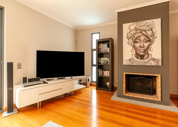 Nunes, Big House With Private Pool Calheta (Madeira)